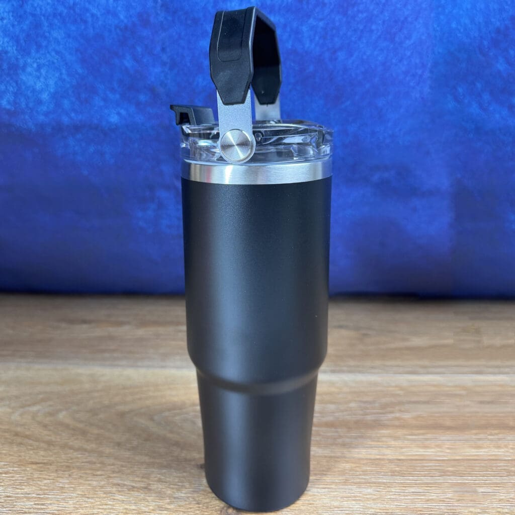 black flip straw tumbler